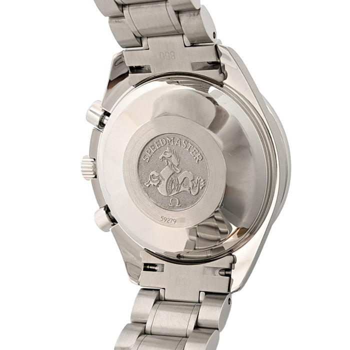 OMEGA 
Speedmaster Date 
With warranty card