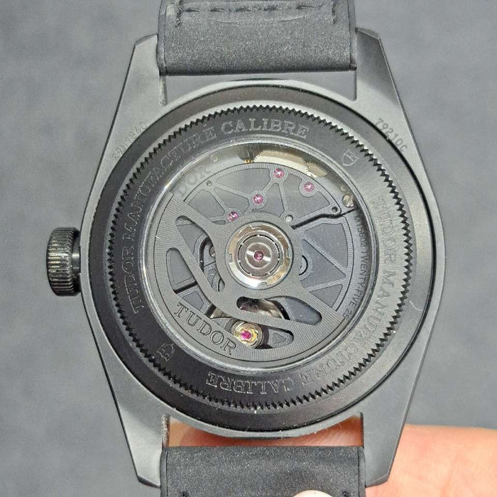 【WHOLESALES】
TUDOR 
79210CNU 
箱　ギャランティ