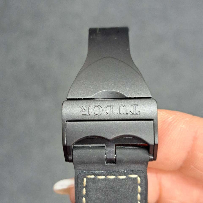 【WHOLESALES】
TUDOR 
79210CNU 
箱　ギャランティ