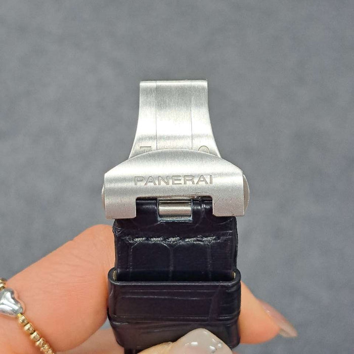 【WHOLESALES】
OFFICINE PANERAI 
PAM00329 
箱　ギャランティー　修理証明書　純正ベルト×1　工具
