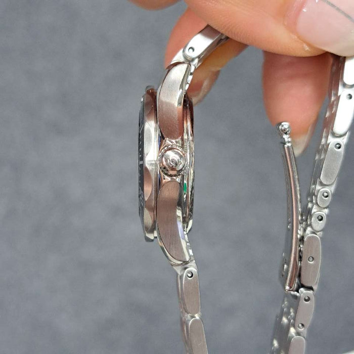 【WHOLESALES】
OMEGA 
箱(外箱破損)