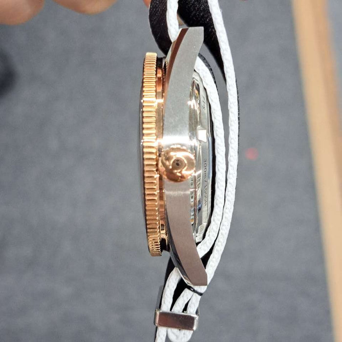 【WHOLESALES】
OMEGA 
233.20.41.21.01.001 
箱　ギャランティ　ピクトグラム　ケース