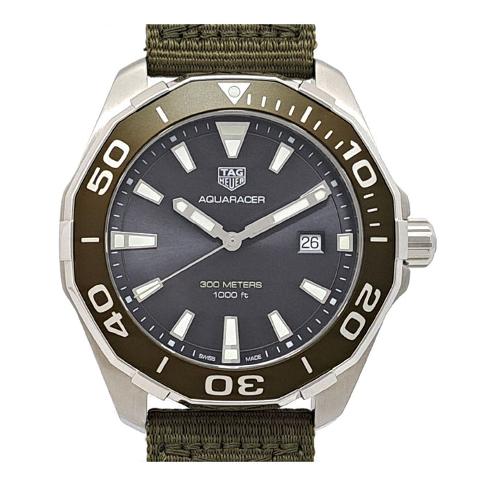 TAG HEUER 
Aquaracer 
Avec boîte et certificat de garantie