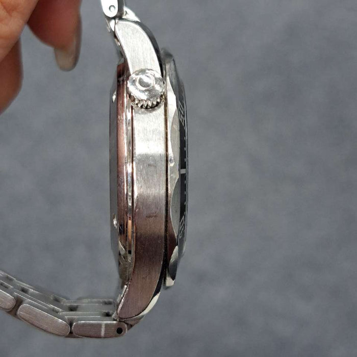 【WHOLESALES】
OMEGA 
箱