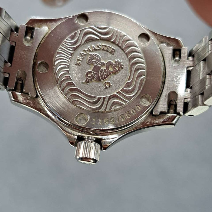 【WHOLESALES】
OMEGA 
2586.7 
箱(内箱劣化)　ギャランティ