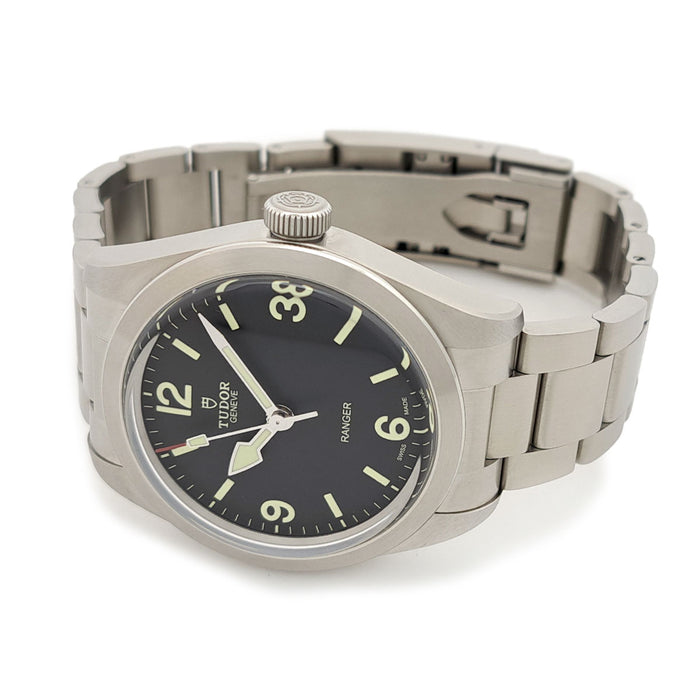 TUDOR  
Ranger  
With box and warranty card