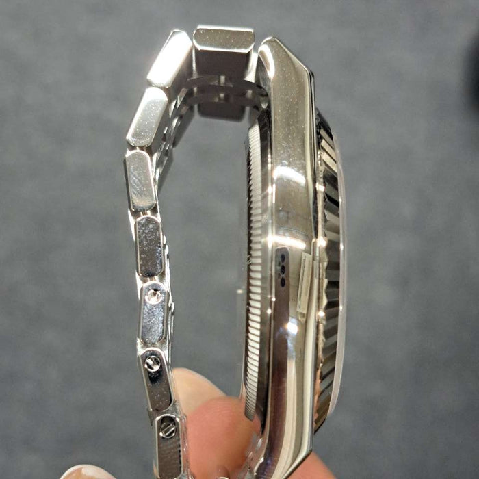 【WHOLESALES】
ROLEX 
127334 
ランドドゥエラー 40 
箱　保