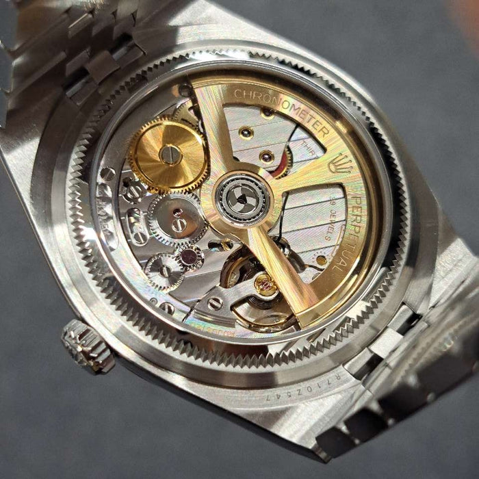 【WHOLESALES】
ROLEX 
127334 
ランドドゥエラー 40 
箱　保