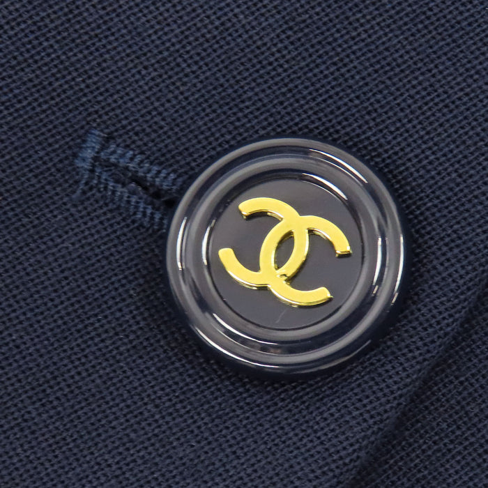 CHANEL  
95P COCO CC Coco Button Wool  
Coco Mark Vintage Set-up