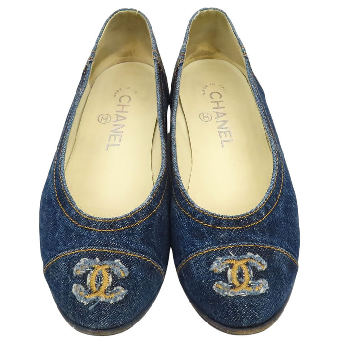 CHANEL  
COCO CC Logo Flat Ballet Shoes  
Coco Mark Denim Ballerina Pumps
