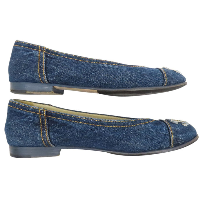 CHANEL  
COCO CC Logo Flat Ballet Shoes  
Coco Mark Denim Ballerina Pumps