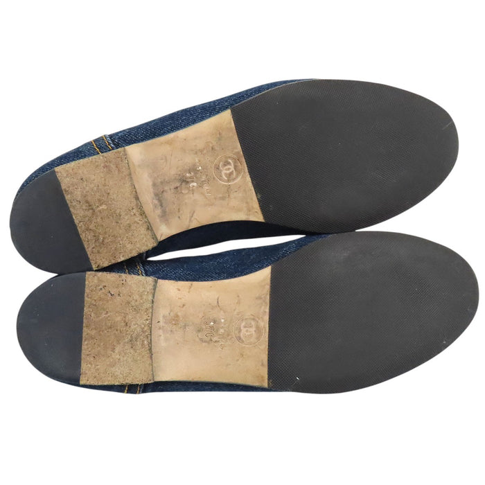 CHANEL  
COCO CC Logo Flat Ballet Shoes  
Coco Mark Denim Ballerina Pumps