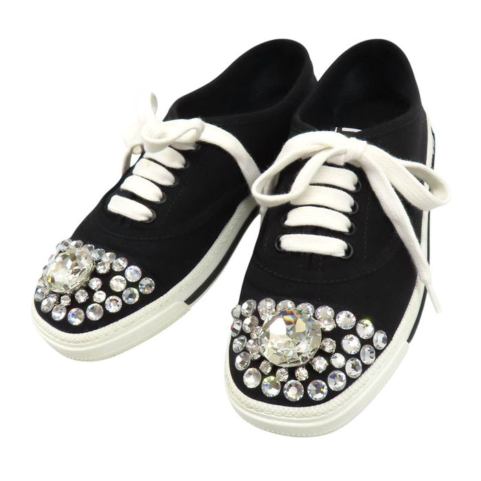 MIUMIU 
ローカット キャンバス レースアップ 
ロゴ ビジュー スニーカー