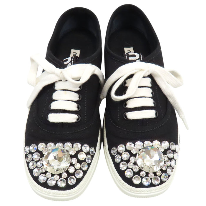 MIUMIU 
ローカット キャンバス レースアップ 
ロゴ ビジュー スニーカー
