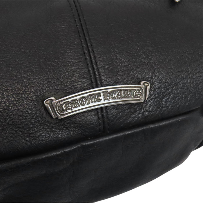 CHROME HEARTS 
CH SNAT PACK ダガージップ スクロールラベル スターリングシルバー 
プレーン スナット パック ボディ バッグ
