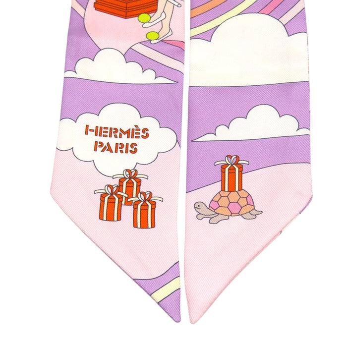 HERMES 
シルク 
ツイリー CARRES VOLANTS 空飛ぶカレ スカーフ