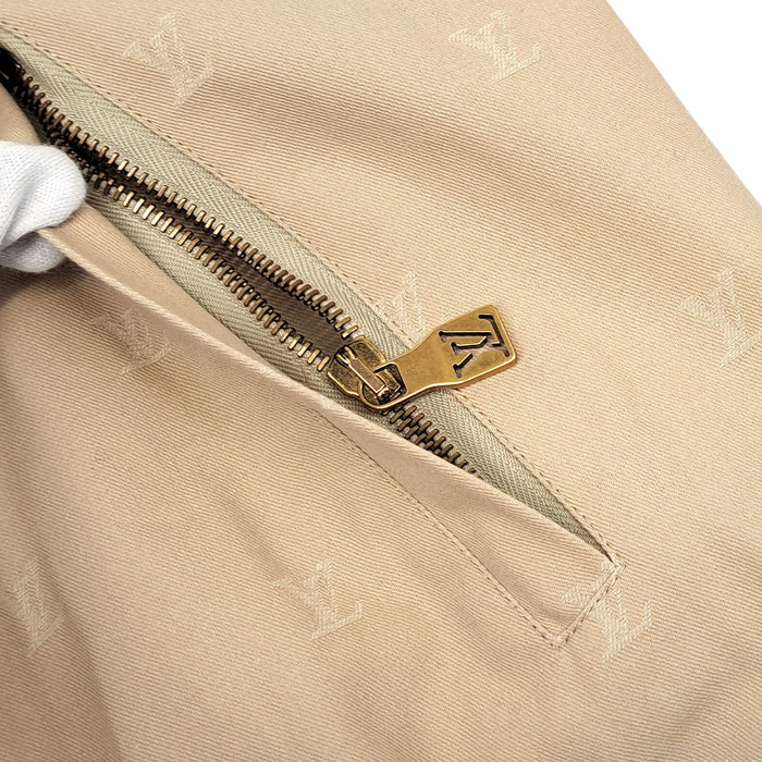 LOUIS VUITTON 
24AW コットン チノ 
LV ロゴ ジャカード ジップアップ ブルゾン