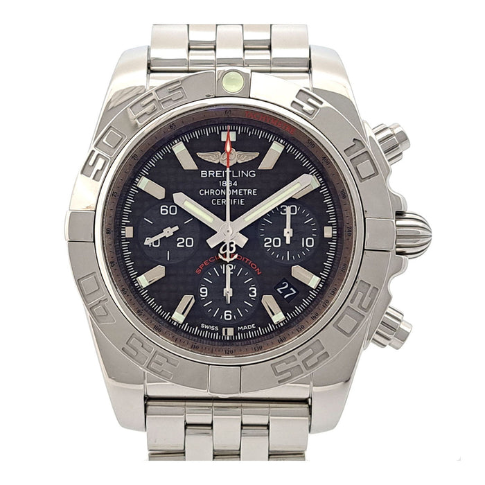 BREITLING 
Chronomat 44 Carbon Limited 
Avec boîte et papiers