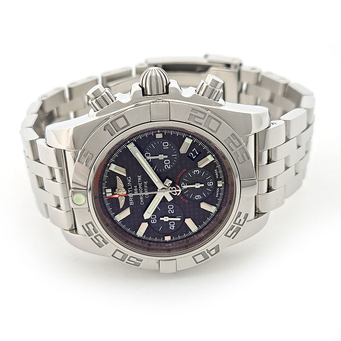 BREITLING 
Chronomat 44 Carbon Limited 
Avec boîte et papiers