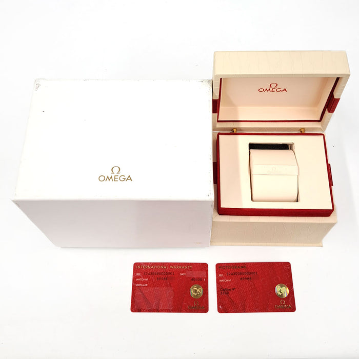 OMEGA 
Speedmaster 38 Co-Axial 
Avec boîte et carte de garantie