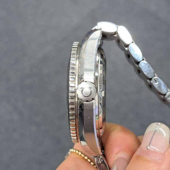 【WHOLESALES】
OMEGA
232.30.46.21.01.003
Box, Guarantee, Pictogram, Chronometer Certificate