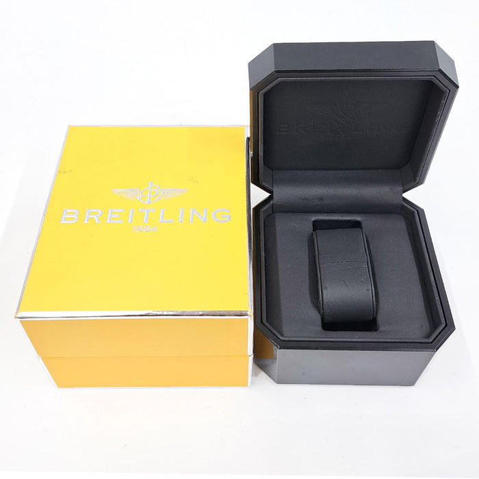 BREITLING 
Colt GMT 
Avec boîte