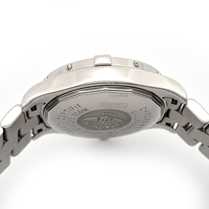 BREITLING 
Colt GMT 
Avec boîte