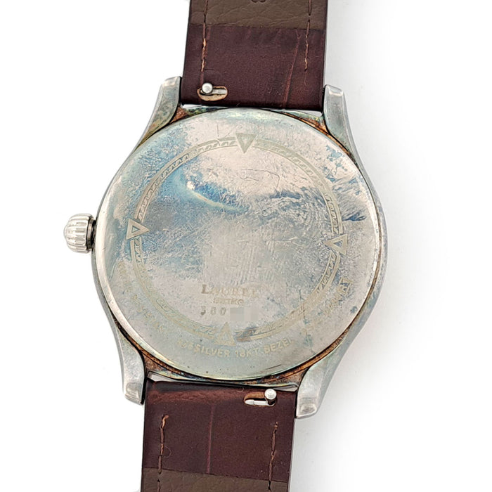 SEIKO 
Laurel