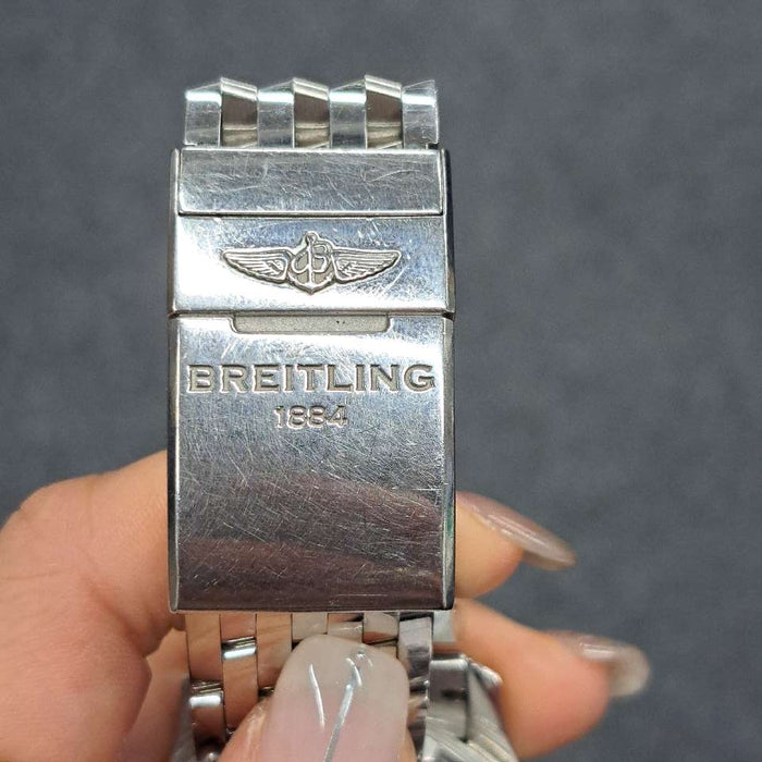 【INGROSSO】
BREITLING
AB0127
Scatola, garanzia, certificato cronometro