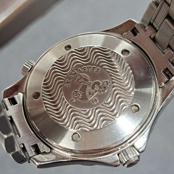【WHOLESALES】
OMEGA
Box (outer and inner box deteriorated)