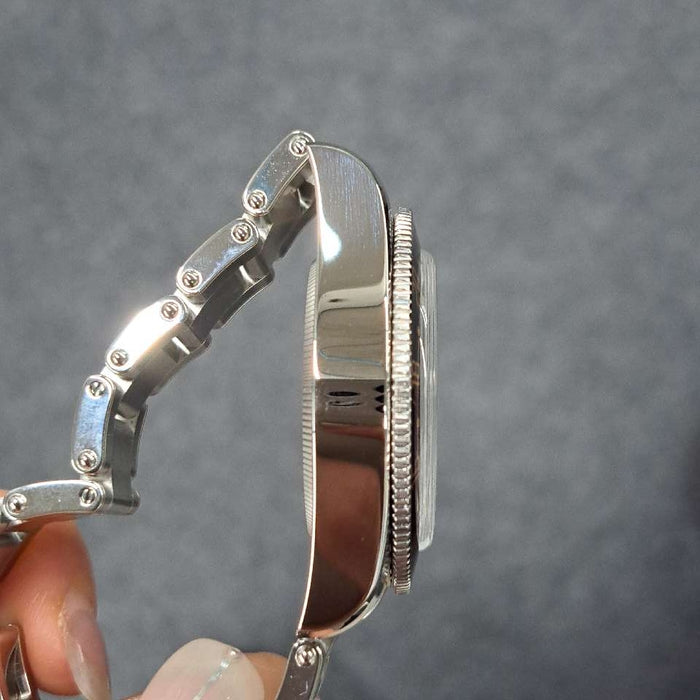 【INGROSSO】  
TUDOR  
7939G1A0NRU  
Garanzia