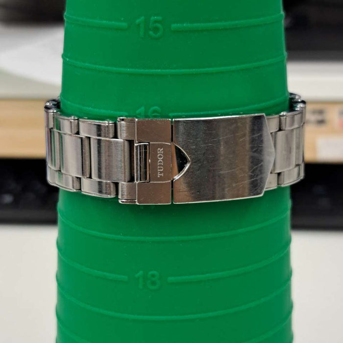【WHOLESALES】
TUDOR 
2L292R6 
箱