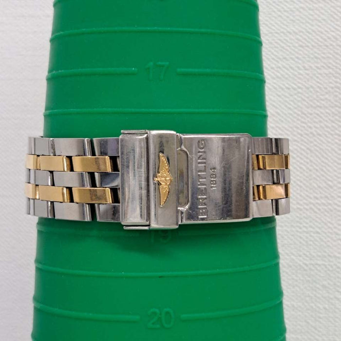 【WHOLESALES】
BREITLING 
CB0110 
箱　ギャランティ(液晶滲みあり)　クロノメーター証
