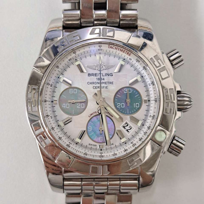 【WHOLESALES】
BREITLING 
AB0110 
箱　ギャランティ　クロノメーター証