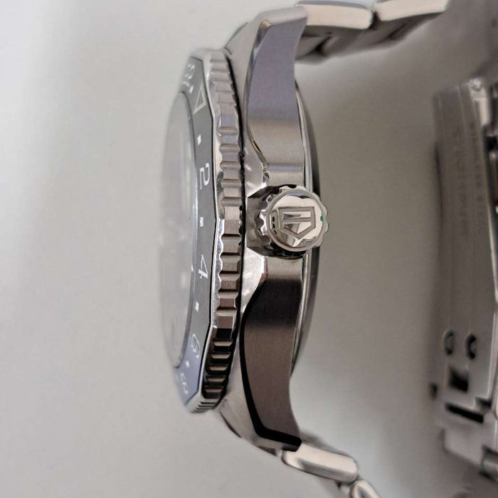 【WHOLESALES】
TAG HEUER 
WBP5114 
箱　ギャランティ　クロノメーター証