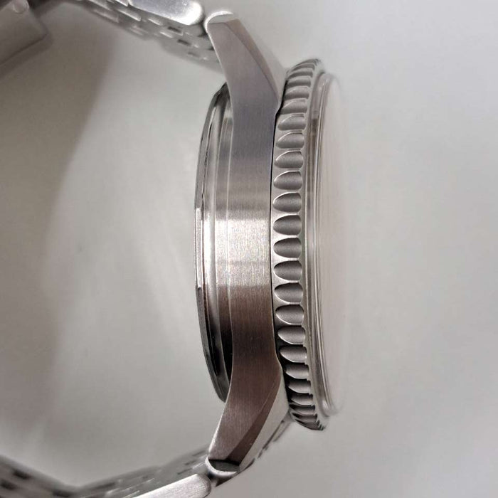 【WHOLESALES】
BREITLING 
A13330 
ケース