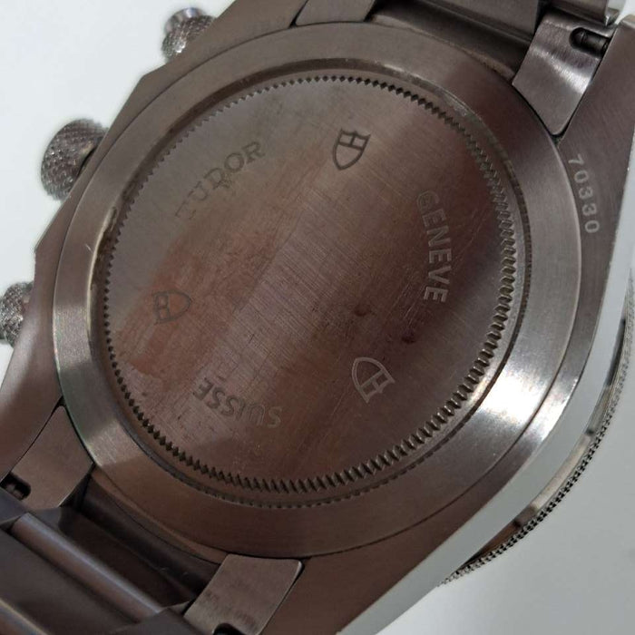 【WHOLESALES】
TUDOR 
70330B 
箱（内箱劣化）