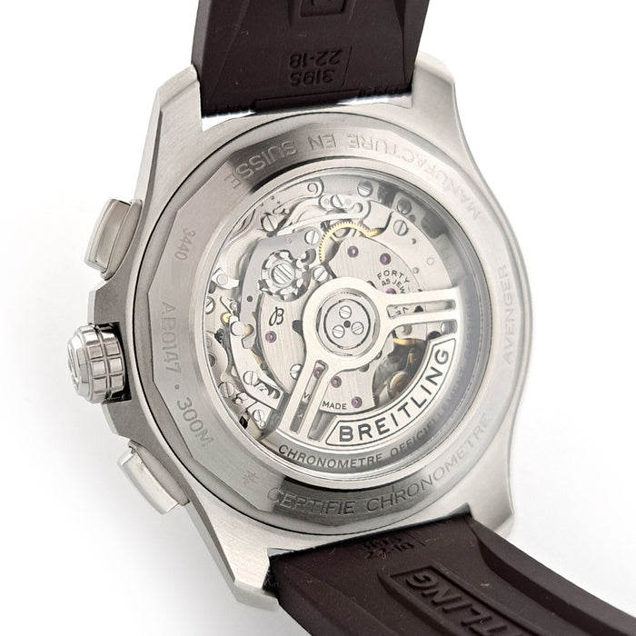 BREITLING 
Avenger B01 Chronographe 44 
avec boîte et papiers