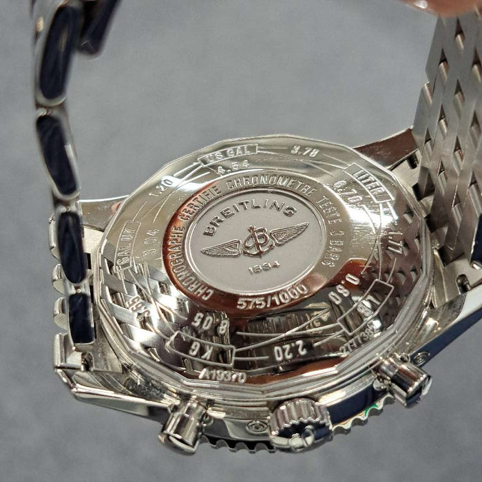 【WHOLESALES】
BREITLING
A19370
Box, warranty (with LCD smudge), chronometer certificate, limited edition document