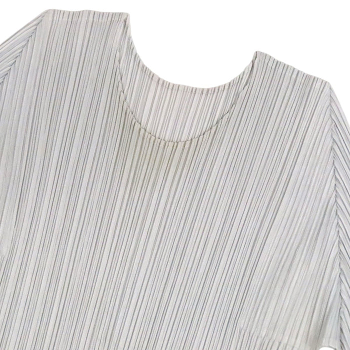 PLEATS PLEASE 
プリーツプリーズ イッセイミヤケ クルーネック 
ショートスリーブ カットソー