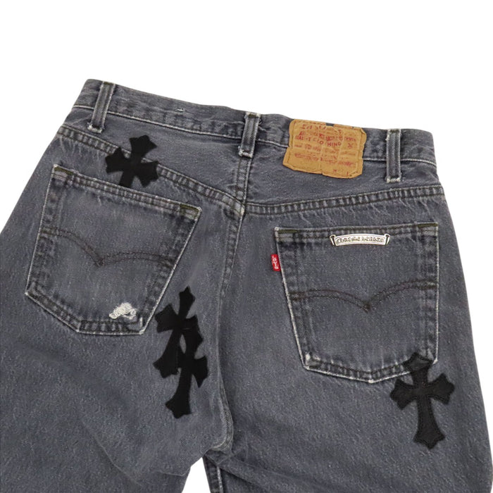 CHROME HEARTS 
LEVI'S CH クロスボール ボタン ホースシュー レザー シルバー 
リーバイス 501 クロスパッチ デニムパンツ