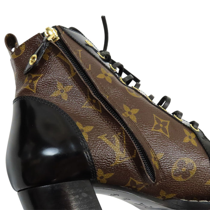 LOUIS VUITTON 
LV レースアップ レザー ハイヒール 
スタートレイル アンクルブーツ 
モノグラム