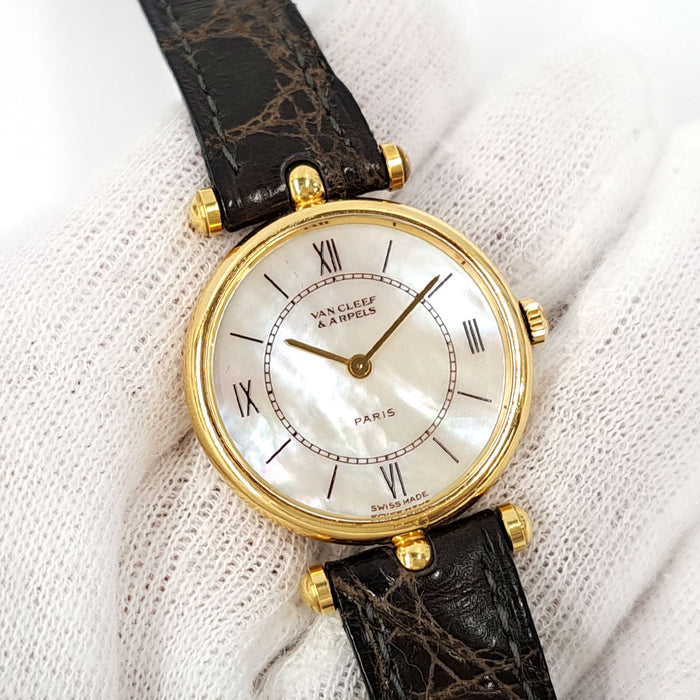 Van Cleef & Arpels 
Classic