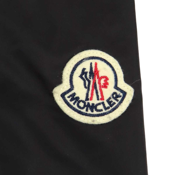 MONCLER 
2025年製 ロゴ ワッペン ダブルジップ 
OUGE ナイロンジャケット
