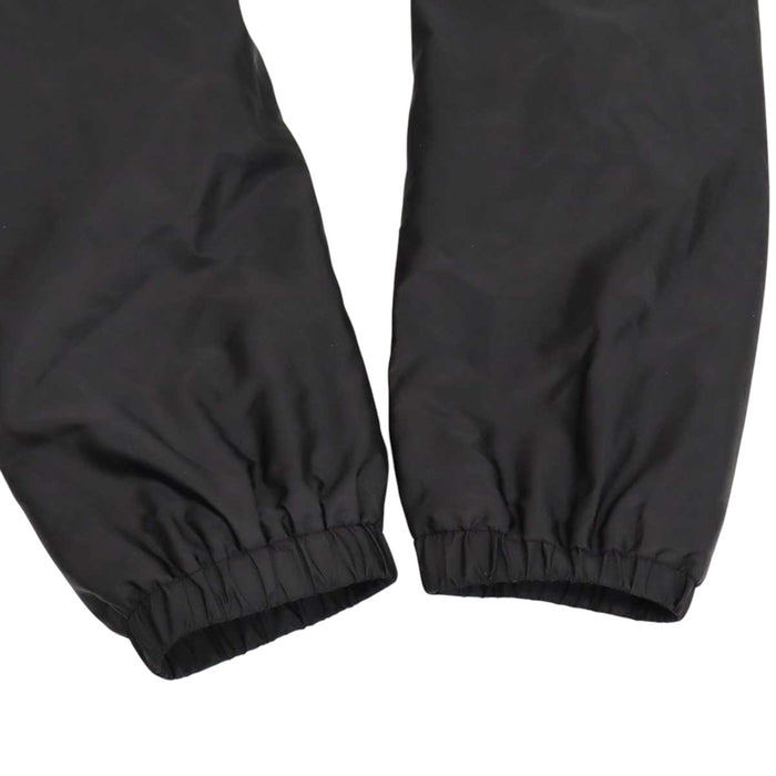 MONCLER 
2025年製 ロゴ ワッペン ダブルジップ 
OUGE ナイロンジャケット
