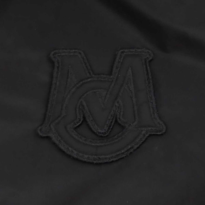 MONCLER 
2025年製 ロゴ ワッペン ダブルジップ 
OUGE ナイロンジャケット