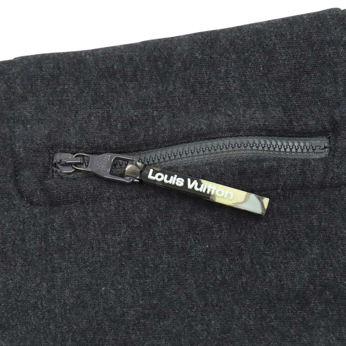 LOUIS VUITTON 
ロゴ コットン 裏起毛 クルーネック 
LV エンブロイダリー スウェット シャツ