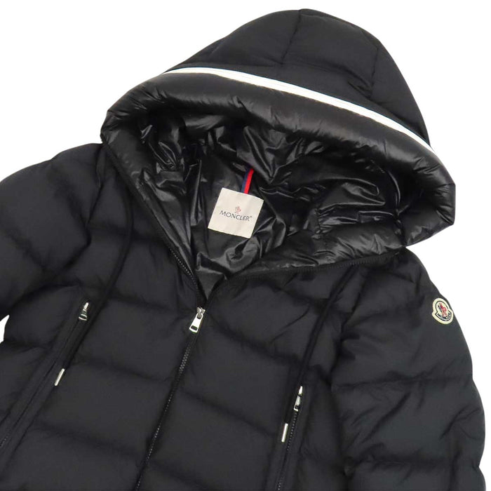 MONCLER 
2024年製 ワッペン フーデッド 
CARDERE カーデーレ ダウンジャケット