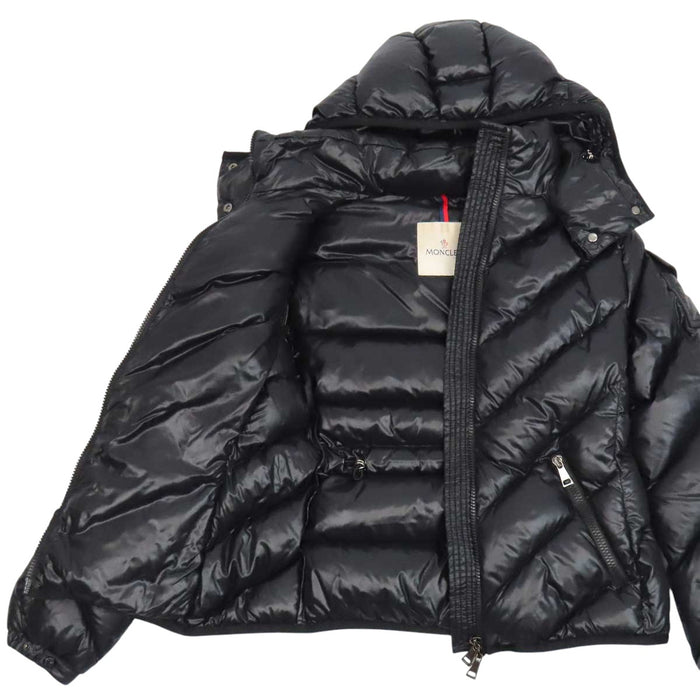 MONCLER 
ロゴ ワッペン フード ダブルジップ 
BROUEL ダウンジャケット