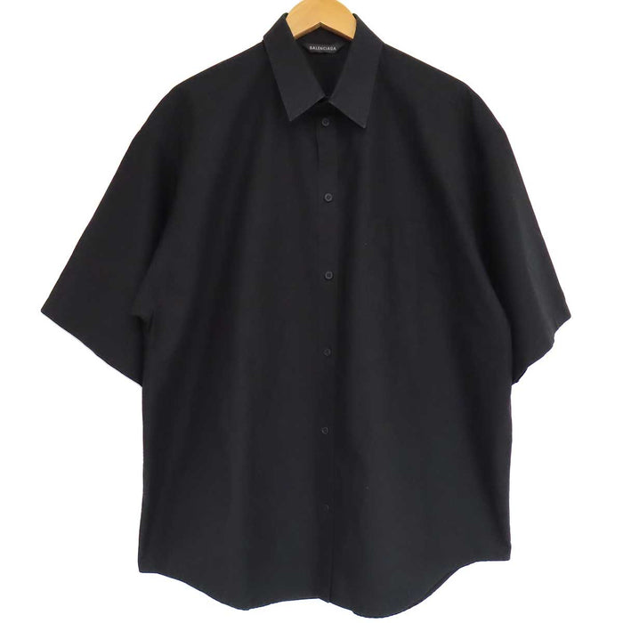 BALENCIAGA 
ロゴボタン 
バックロゴ ショートスリーブ コットン シャツ